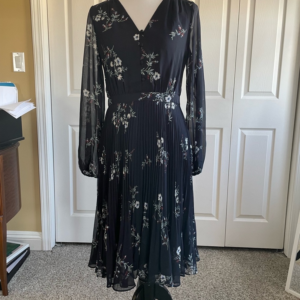 Navy blue floral Ann Taylor dress